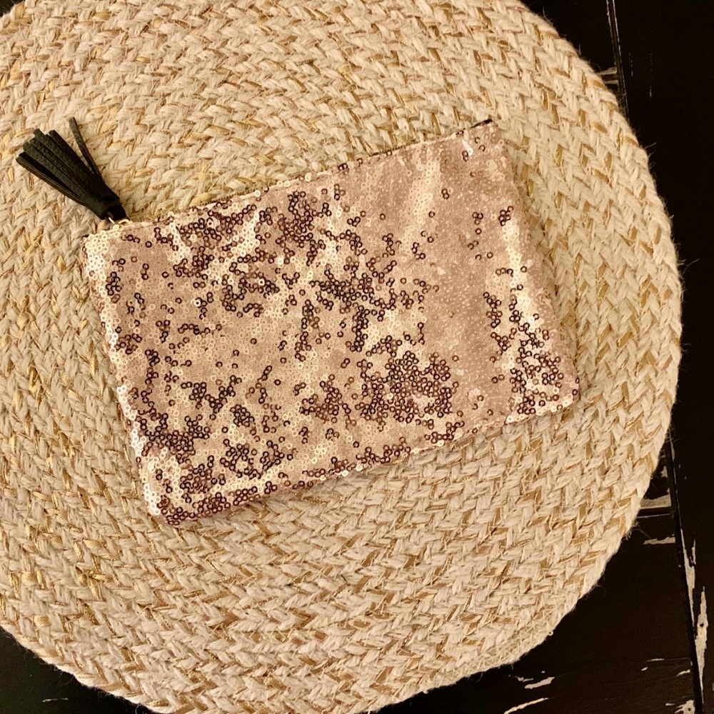 🖤💛 Ipsy Rose Gold Sequined Makeup Bag